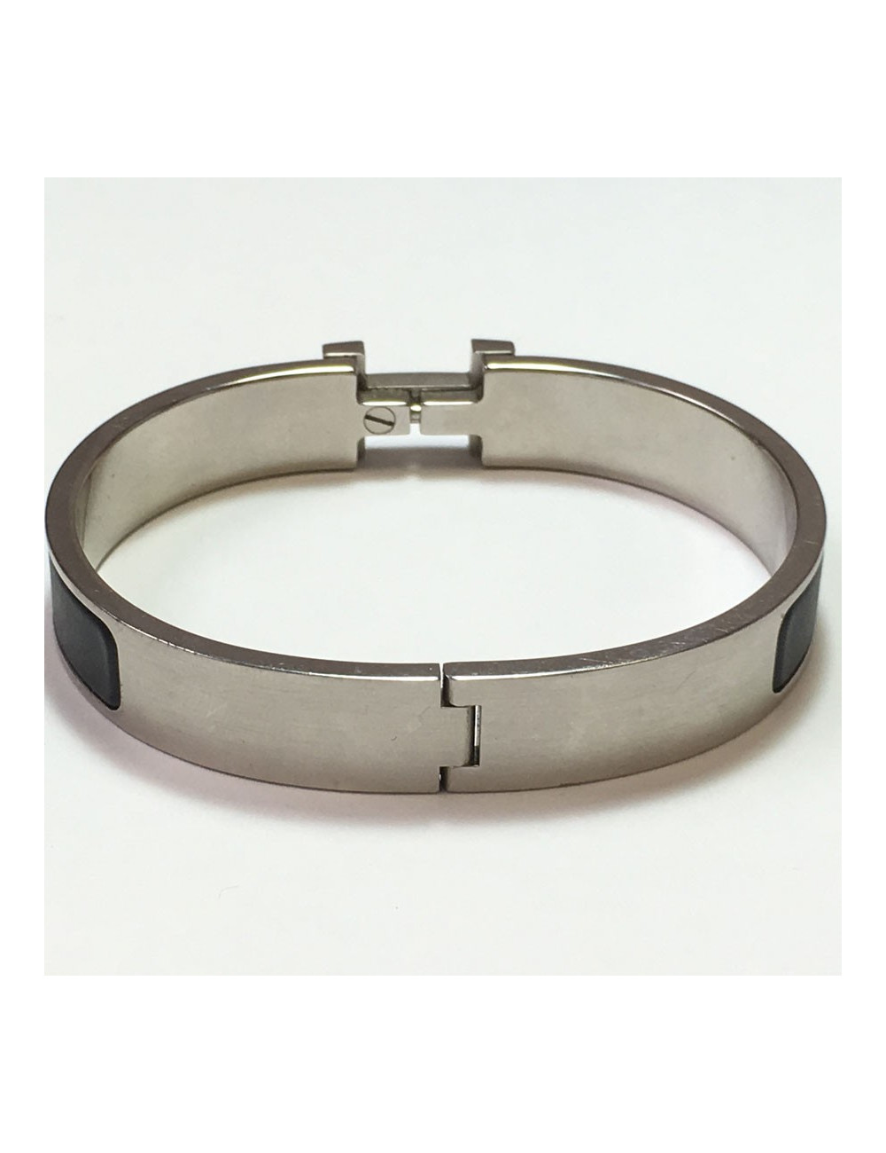 Bracelet clic H HERMES en émail noir mat et palladié mat brossé