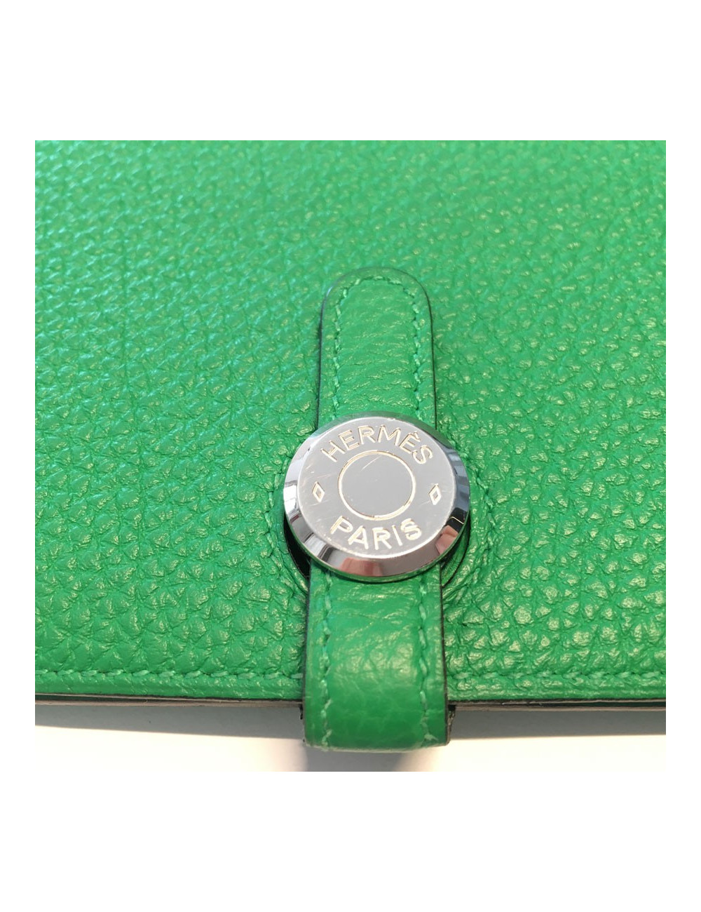 Portefeuille  dogon HERMES vert bamboo