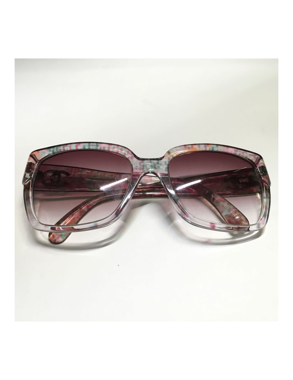 XXX Lunettes de soleil CHANEL roses