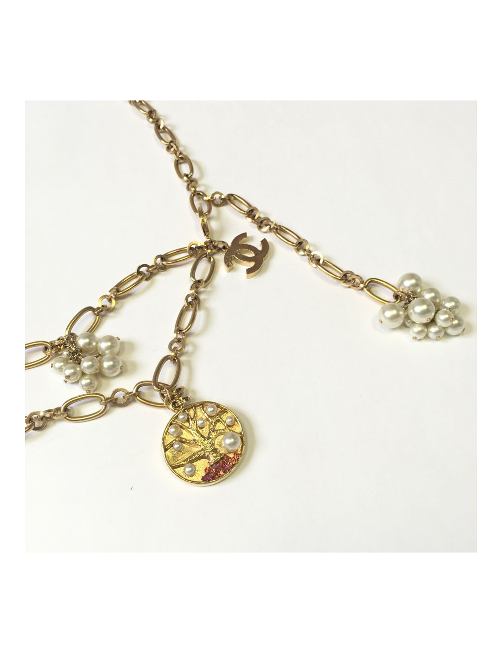 Belt necklace CHANEL golden chain and charms