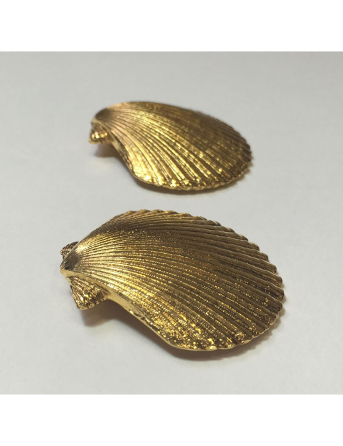 Boucles d'oreille clips YVES SAINT LAURENT  YSL coquilles