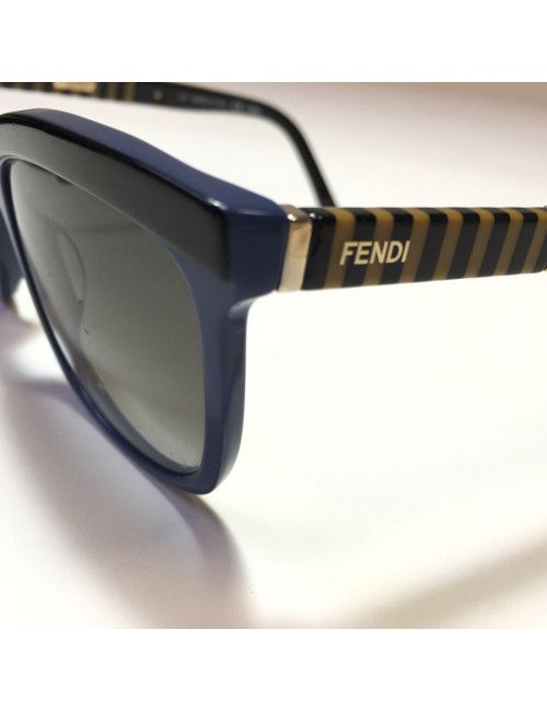 Lunettes de soleil FENDI