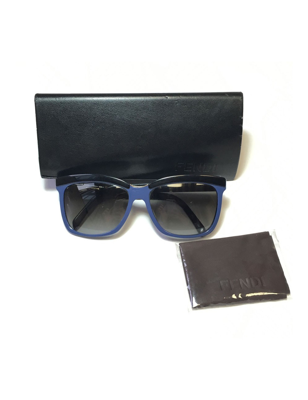 Lunettes de soleil FENDI