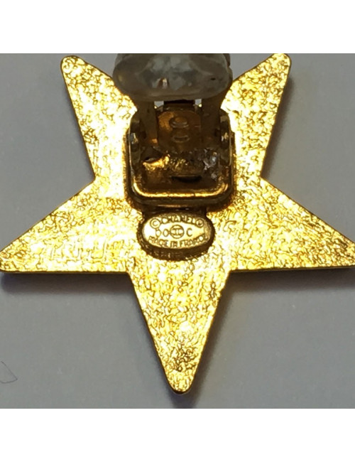 Boucles d'oreille clips "étoiles" CHANEL en émail  corail