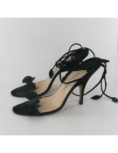 Escarpins fleurs MANOLO BLAHNIK