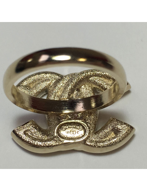 Bague CHANEL T52 CC dore et strass Swarovski