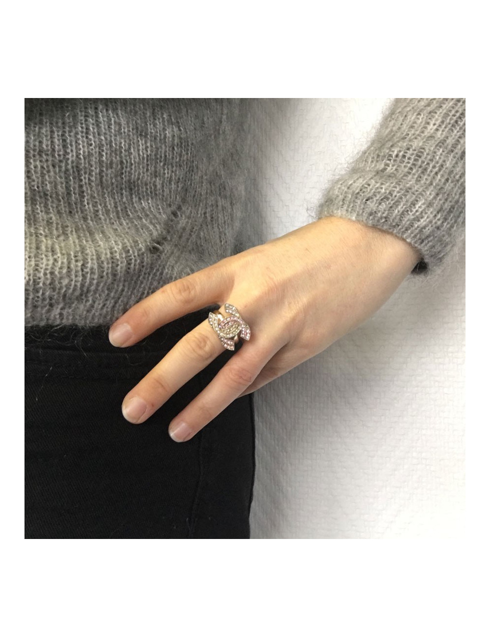 Ring yellow and pink rhinestones Golden CHANEL T52