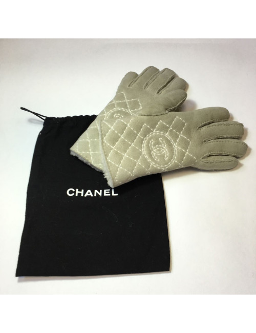 Gants CHANEL en peau retournée taille 6,5