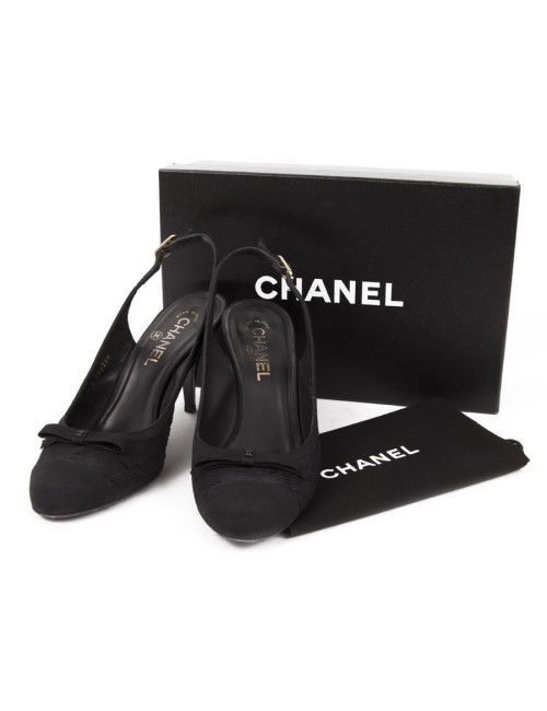 Escarpins CHANEL satin T39