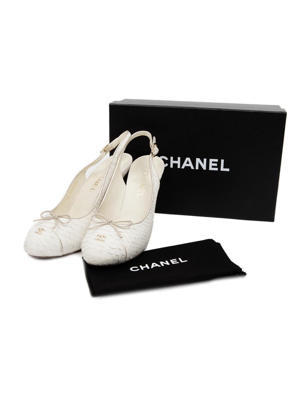Escarpins CHANEL T39 python blanc