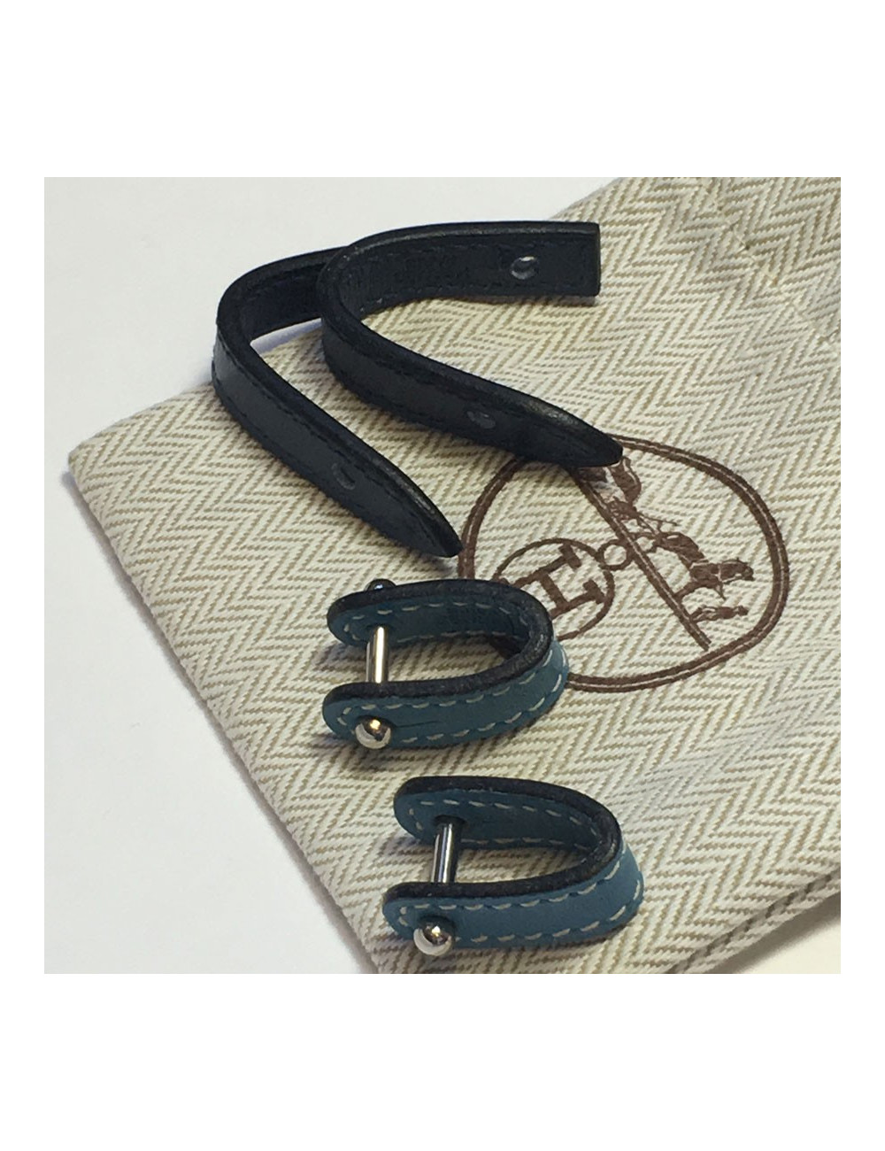 HERMES interchangeable cufflinks in skye blue and dark blue leather