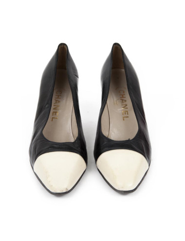 Escarpins CHANEL T 37 cuir bleu marine et écru 