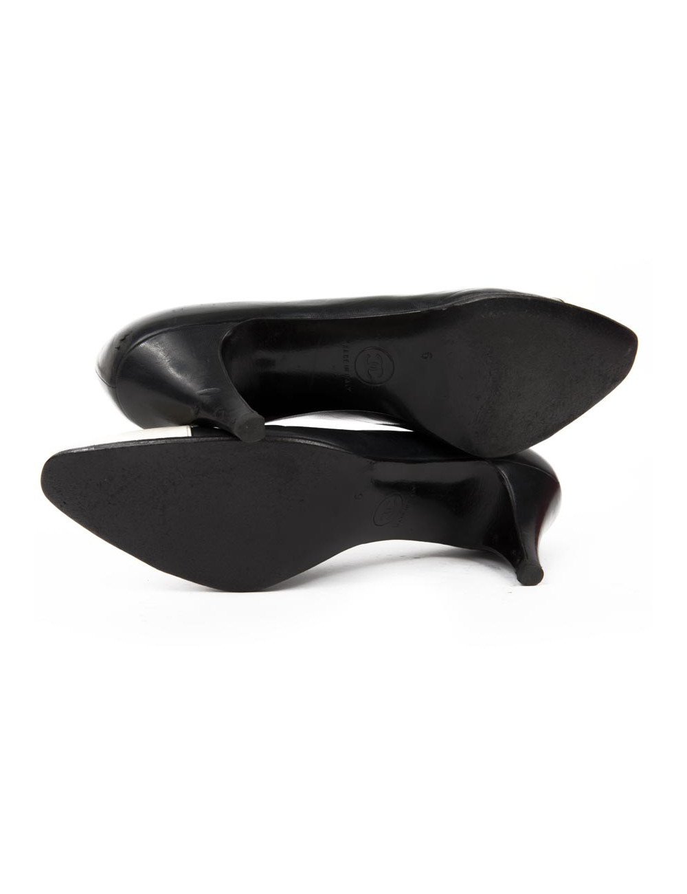 CHANEL T 37 leather Navy Blue and ecru shoes