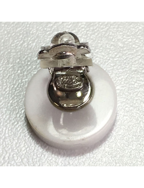 Boucles d'oreille clips CHANEL noir et blanc