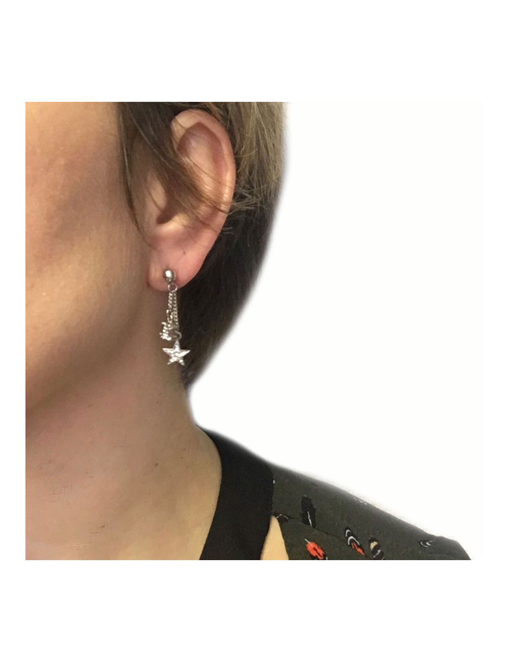 xxx Boucles d'oreille clous pendants CHANEL Strass