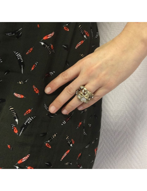 Ring CHANEL gold and rhinestone size 52