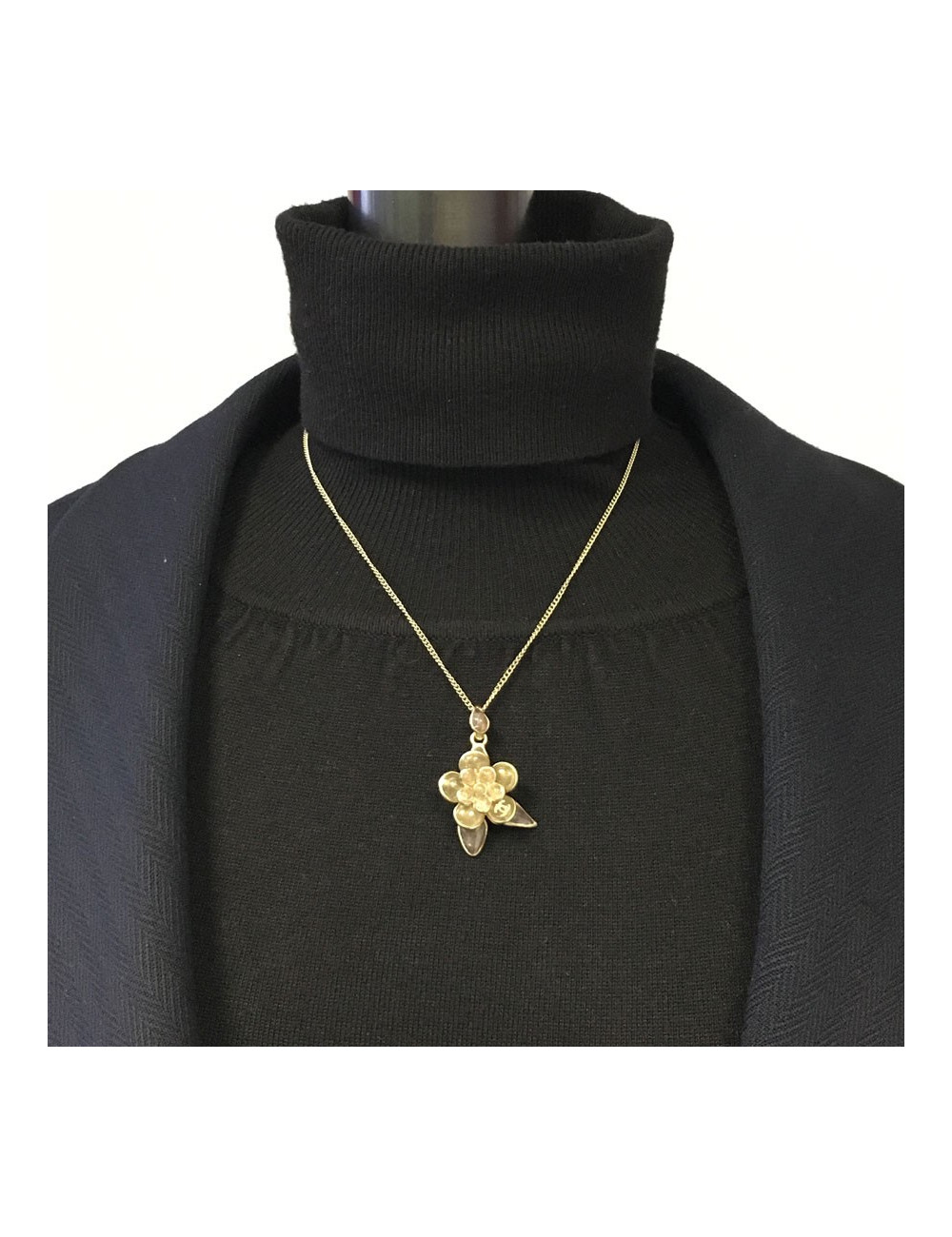 Necklace CHANEL Camellia glittery glass