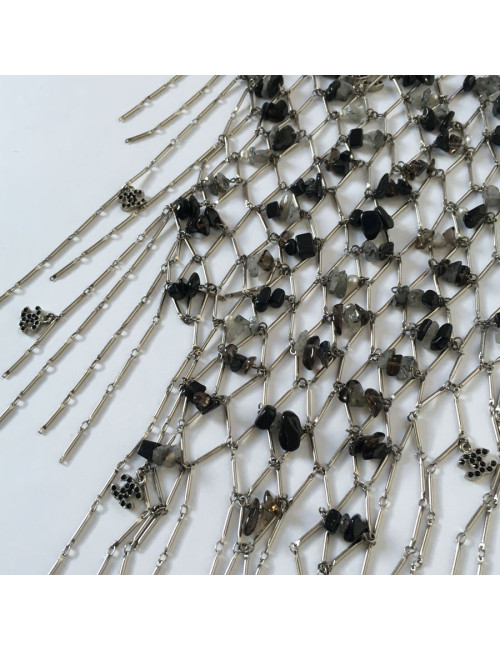xxx Plastron CHANEL en perles et pierres