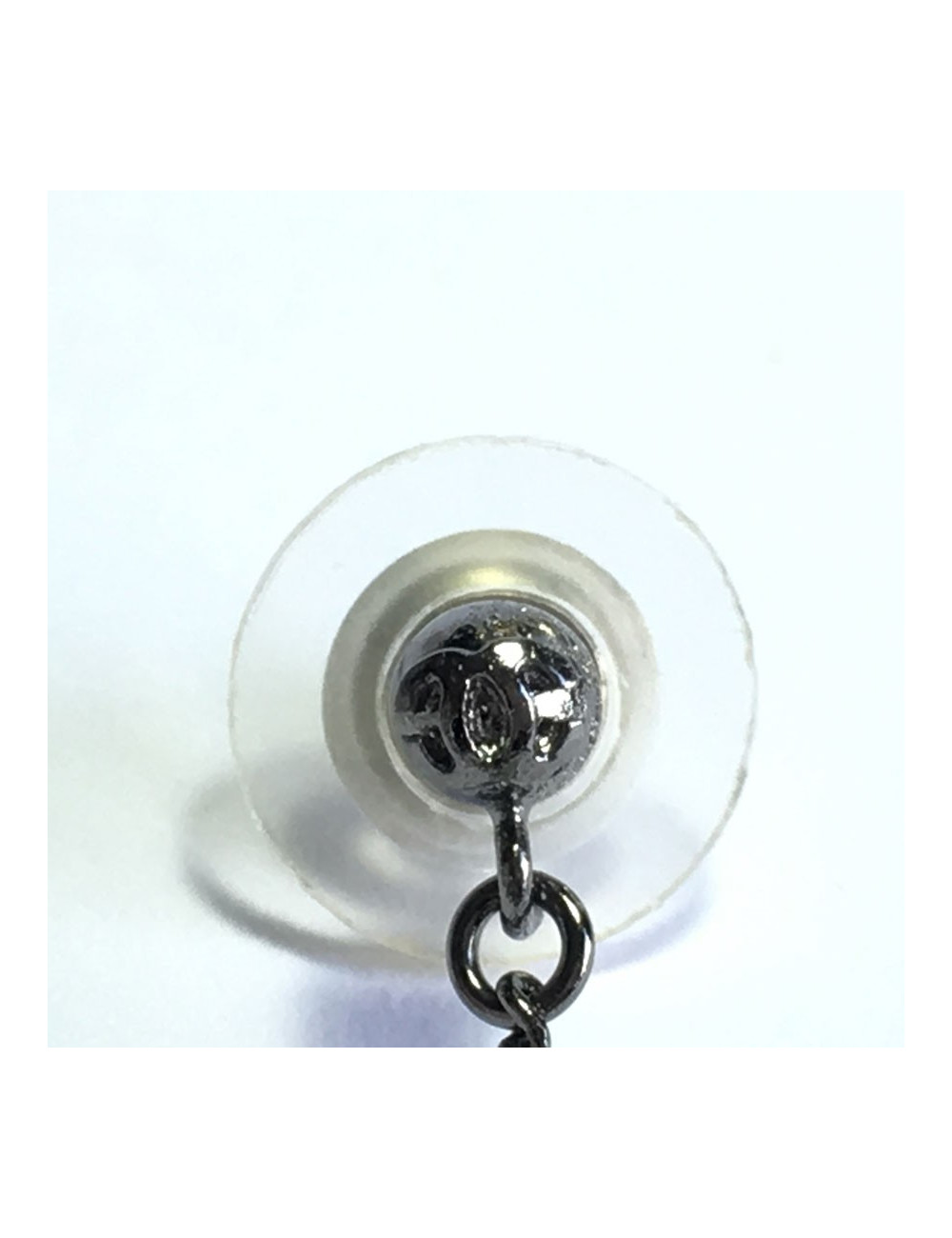 xxx Boucles d'oreille clous pendants CHANEL en métal argenté