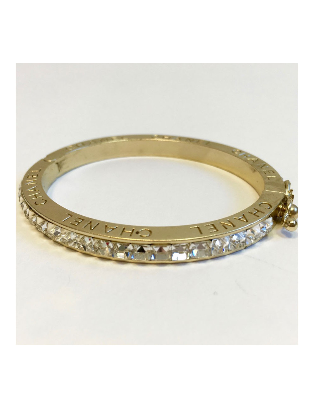 Bracelet CHANEL serti de brillants