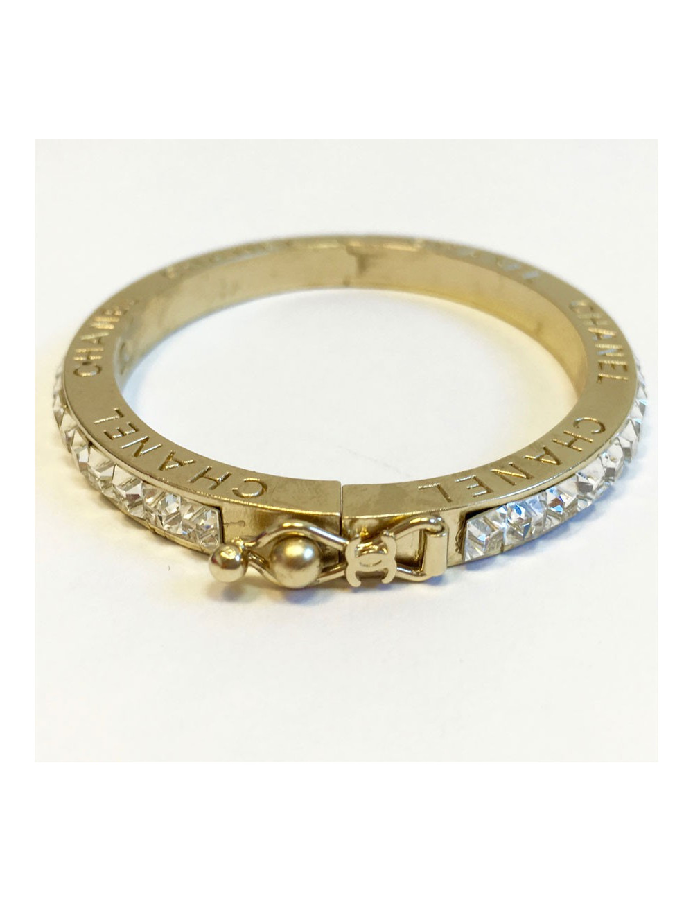 CHANEL bracelet set with brilliant