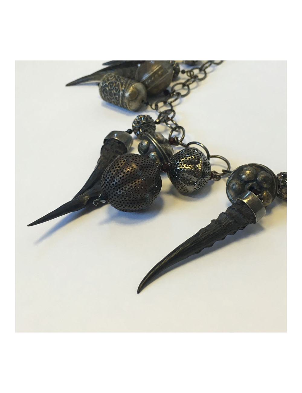 xxx Sautoir ELIE SAAB en métal argenté vieilli