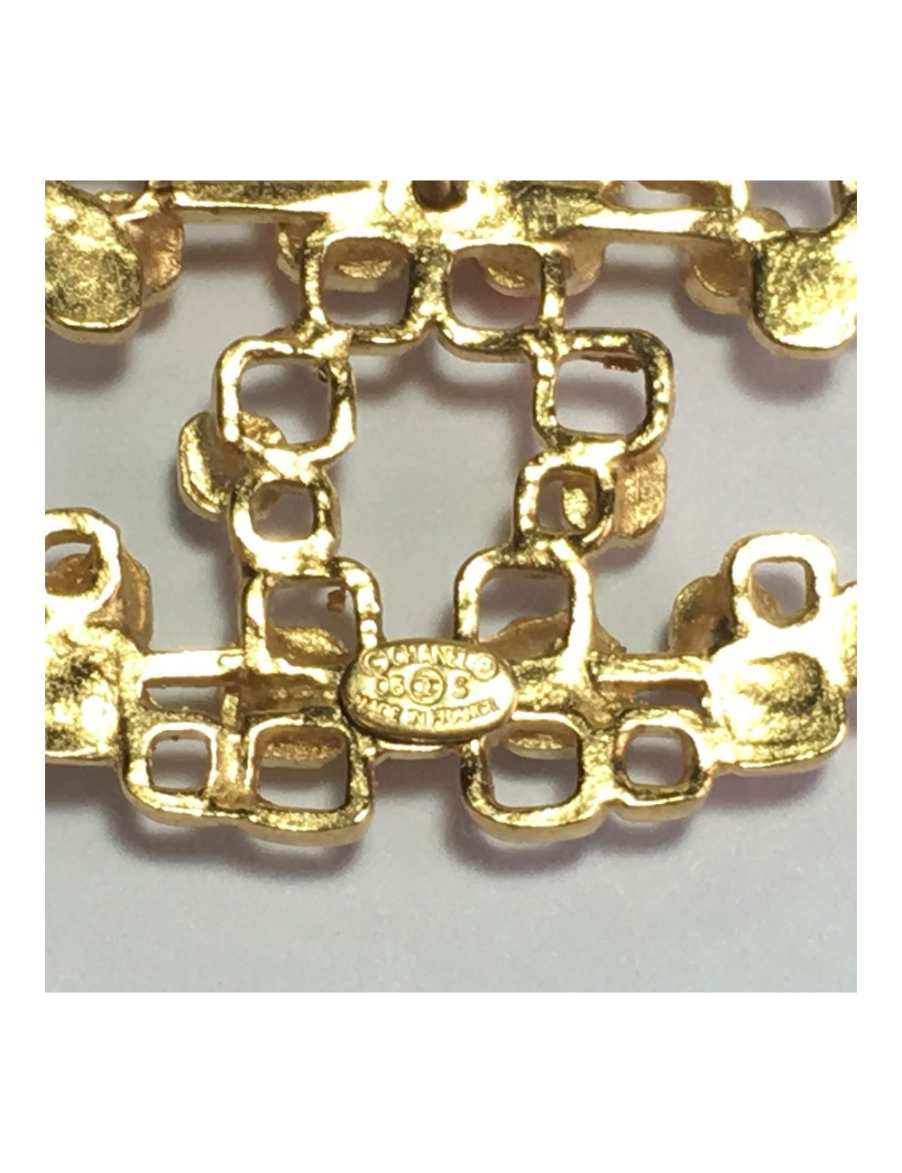 CC CHANEL Golden nails and multicolored glass earrings