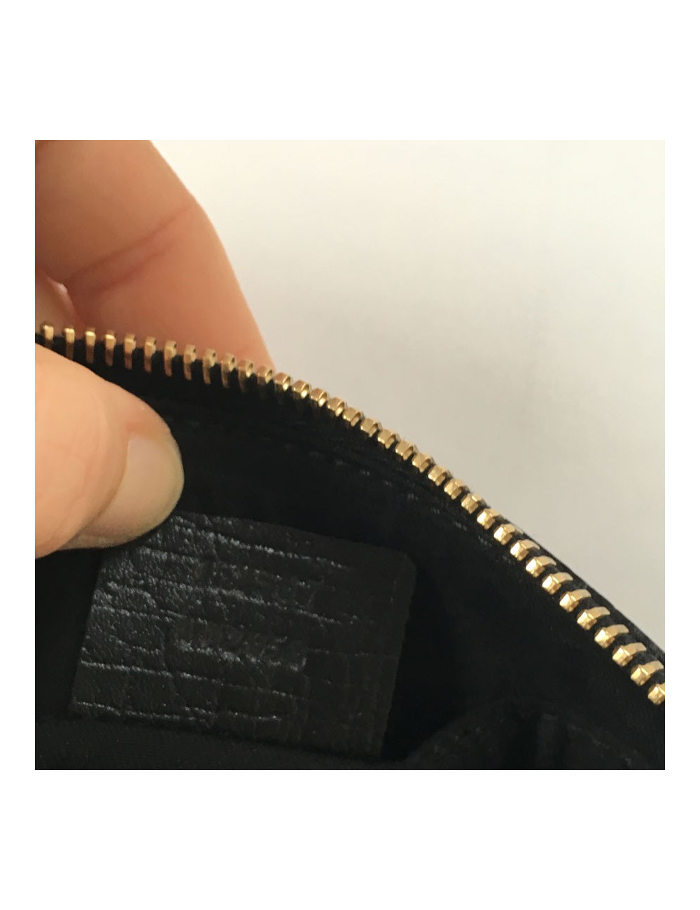 GUCCI wallet zip black monogram fabric