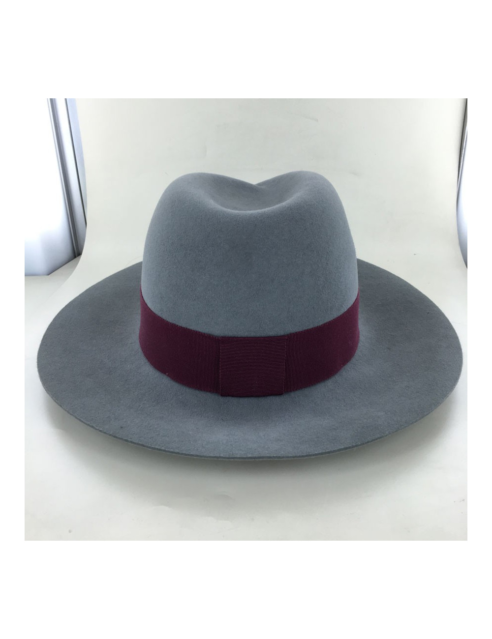 Feutre Virginie MAISON MICHEL taille S gris gros grain bordeaux