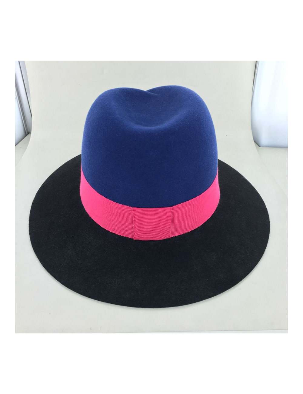 Feutre Virginie MAISON MICHEL bicolore bleu et noir et gros grain bordeaux