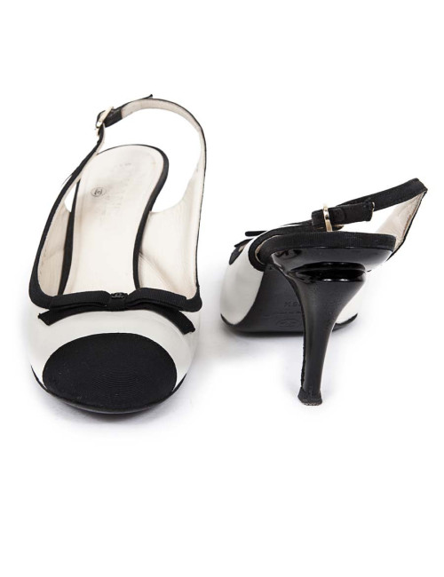 Escarpins CHANEL T39,5 cuir bicolore noir et blanc