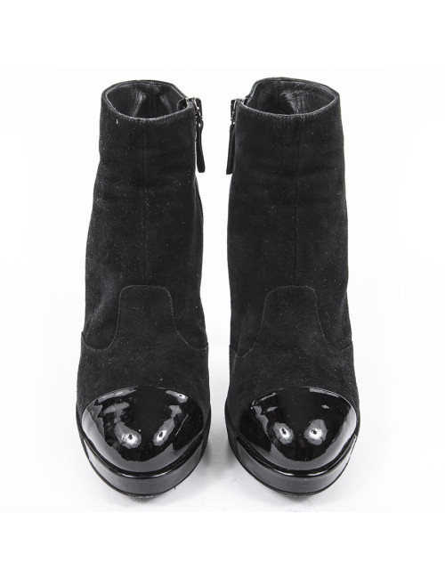 Bottines à talons CHANEL veau velours et cuir verni noir