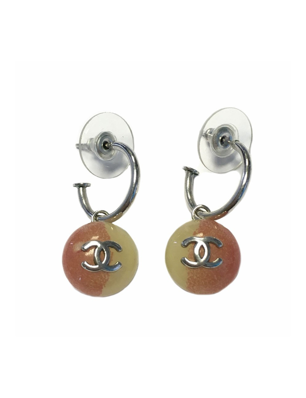 Boucles d'oreille clous CHANEL beige et rose
