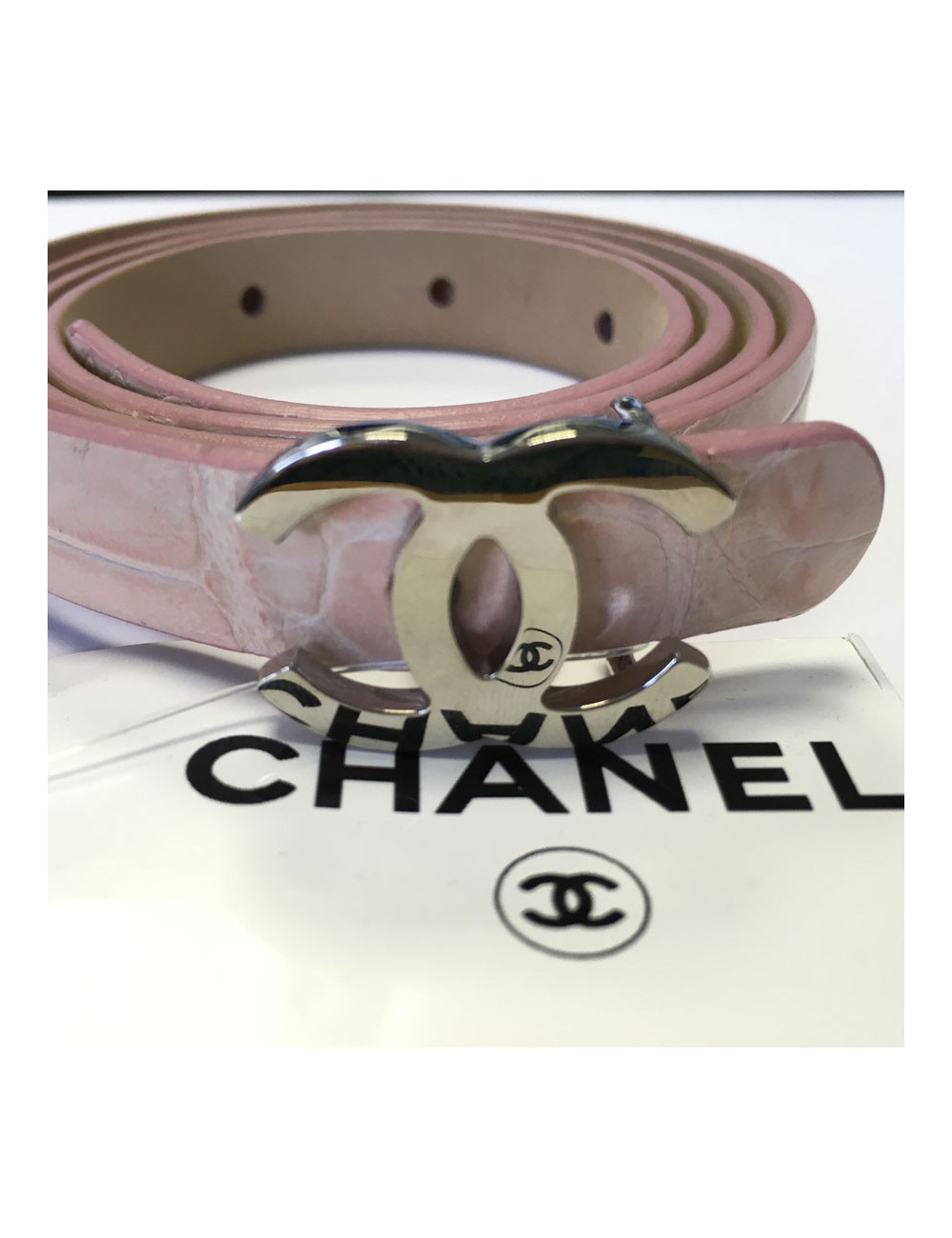 CHANEL pink leather belt