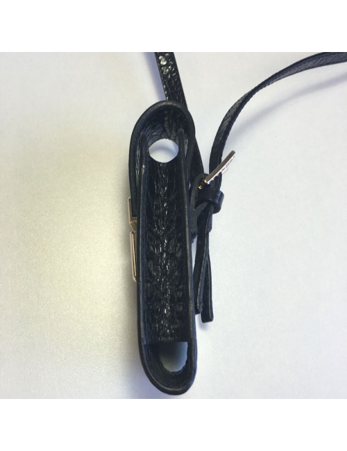 xxx Etui à cigarettes VALENTINO GARAVANI en croco verni noir et strass