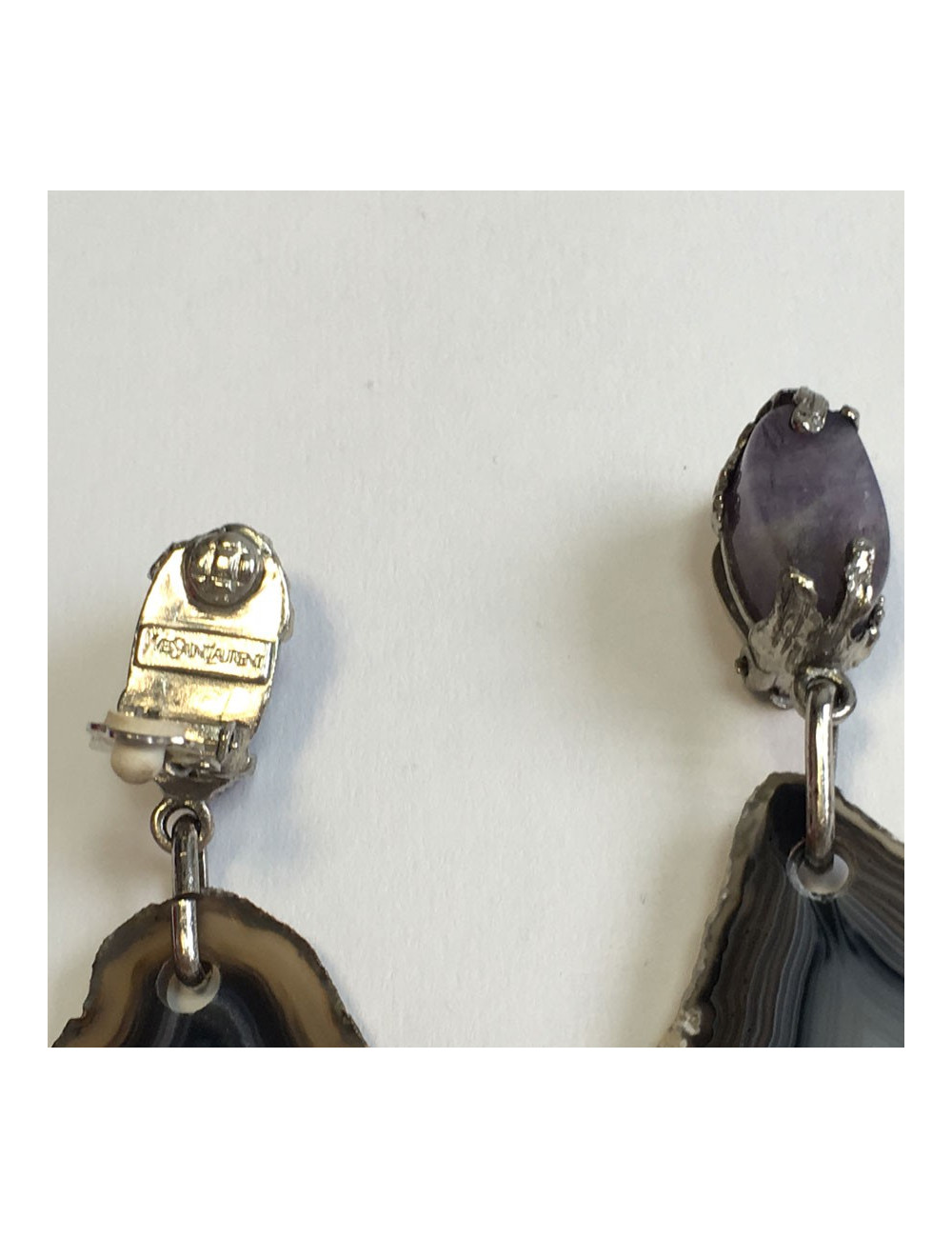 xxx Boucles d'oreille clips YVES SAINT LAURENT en pierre violette