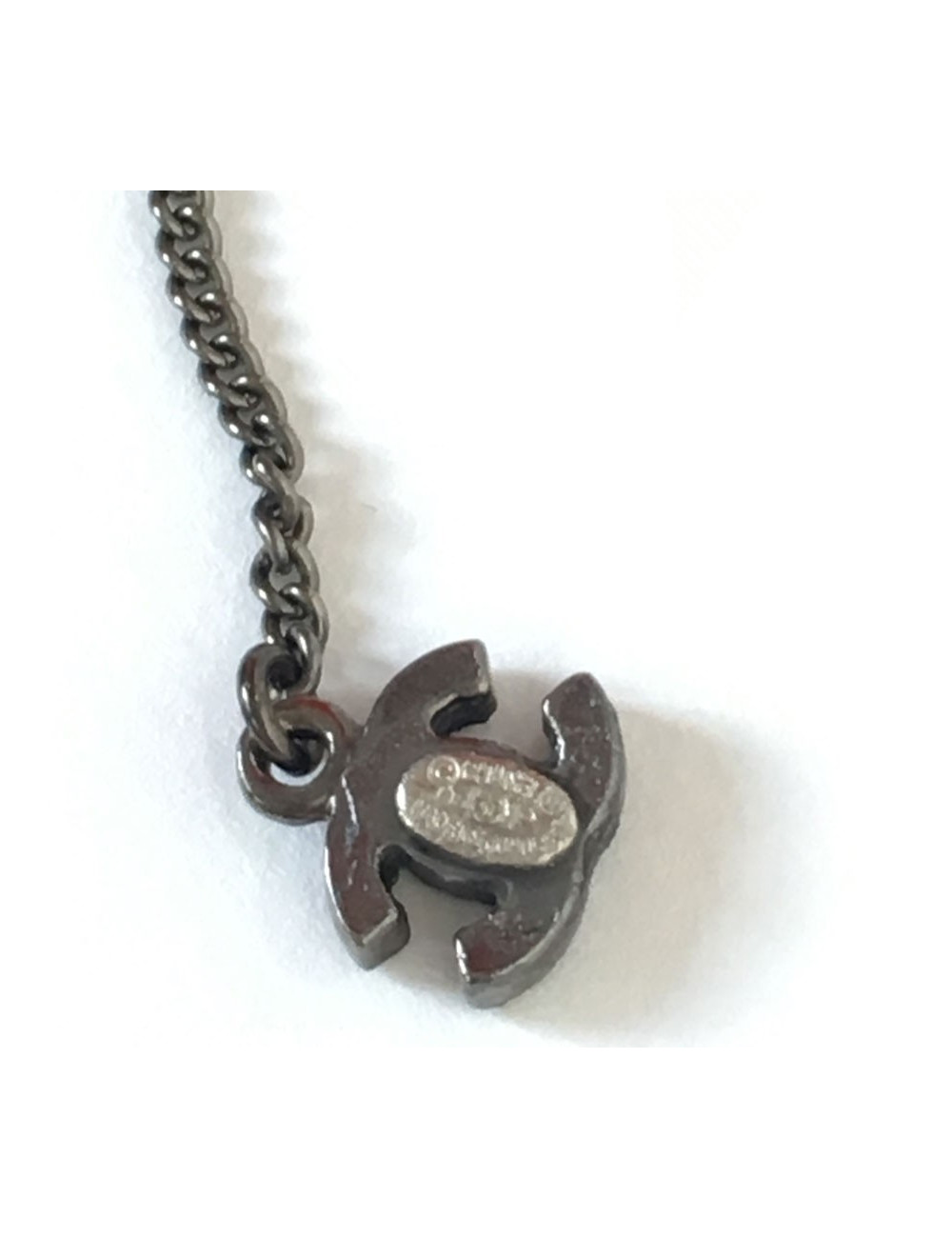 xxx Sautoir CHANEL perles noires et chaînes argentées