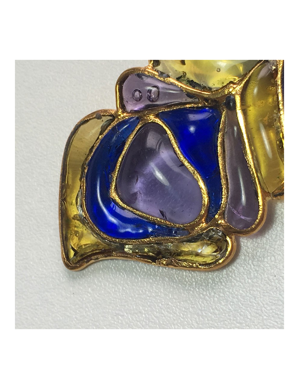 xxx Broche LOULOU de la FALAISE  "plume de paon" en pâte de verre multicolore