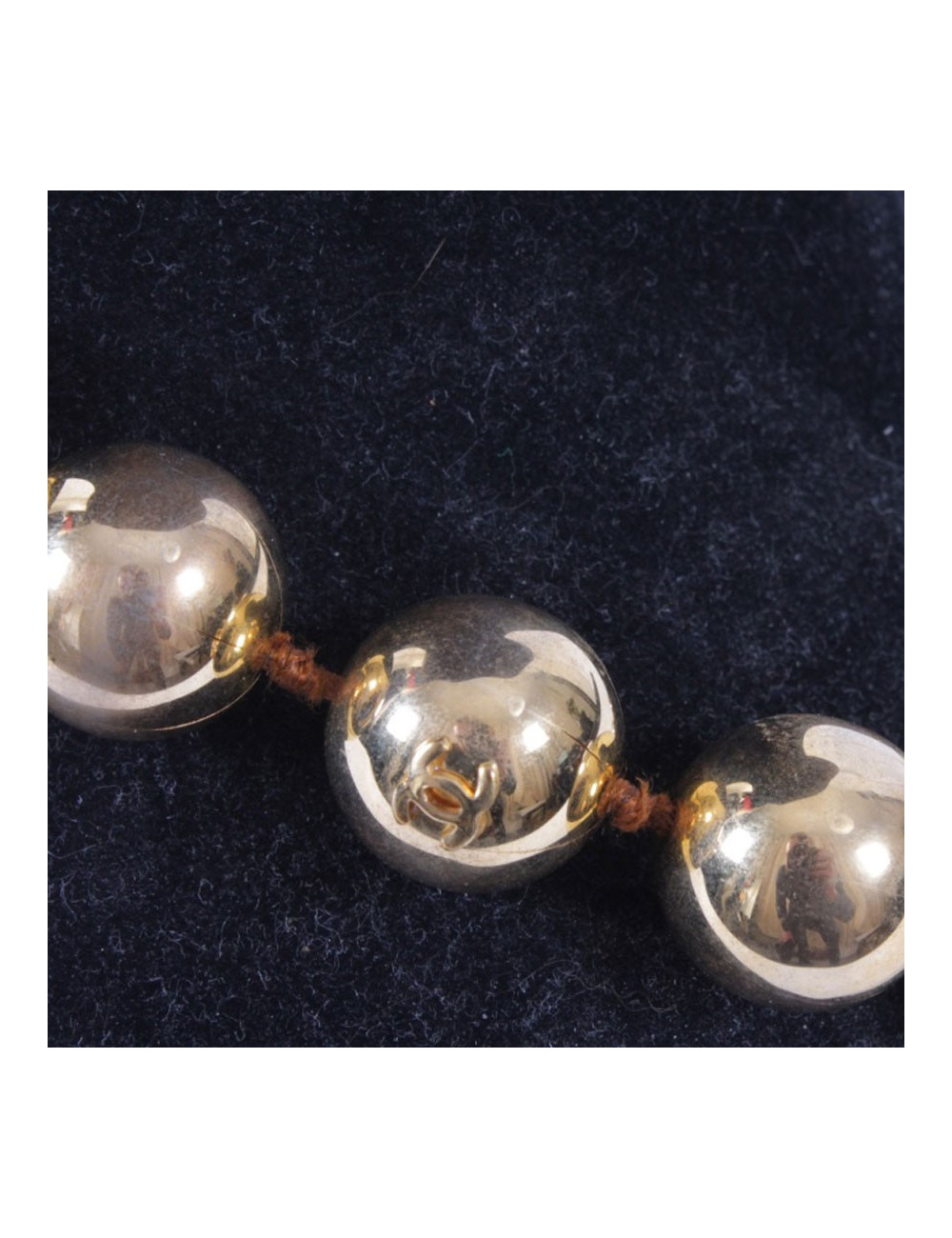 CHANEL Golden balls necklace