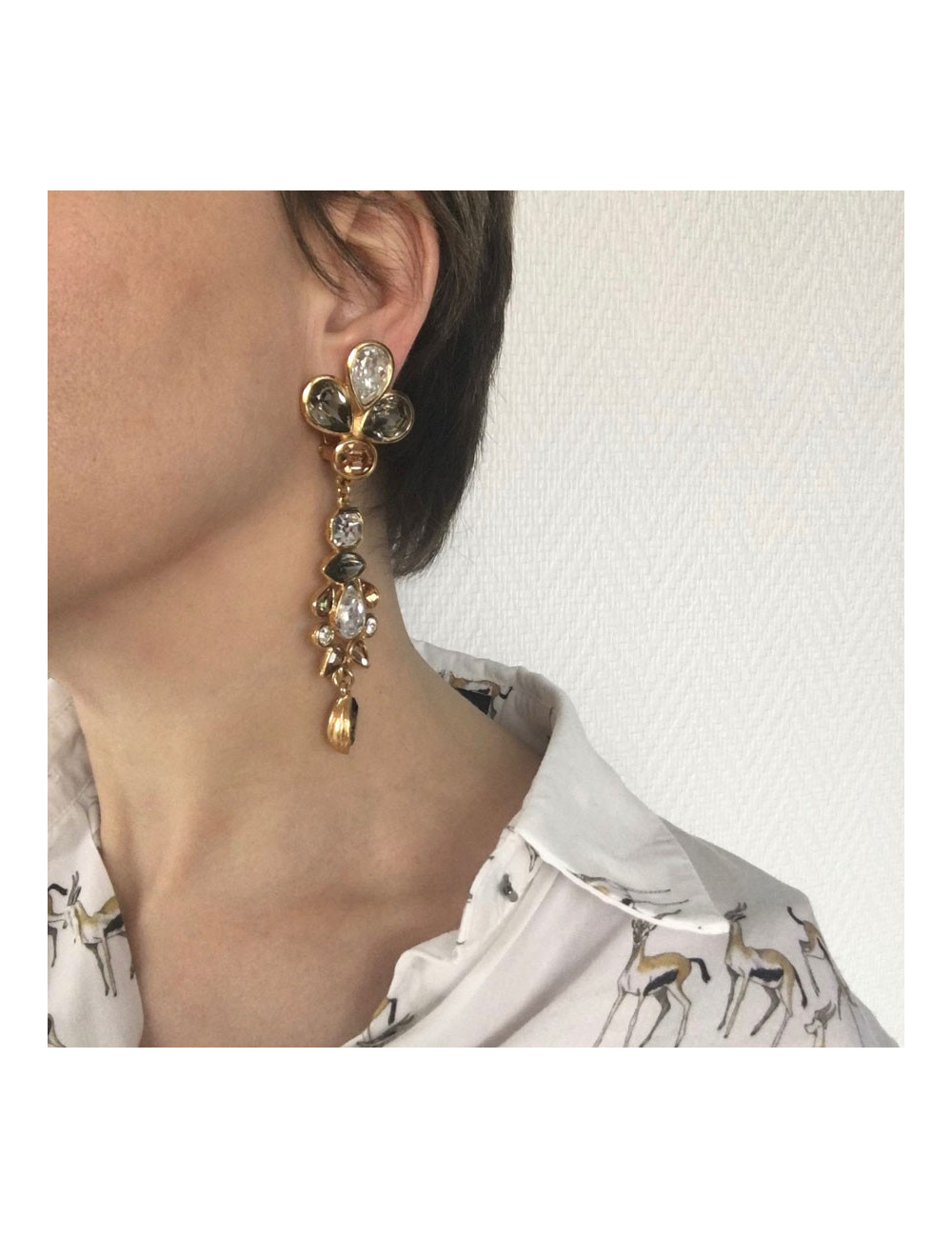 YSL YVES SAINT LAURENT dangling clips gold metal earrings