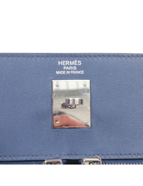 Kelly Lakis HERMES bleu de Prusse