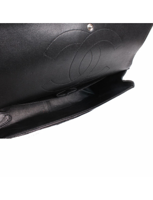 "So Black" CHANEL 2.55 bag