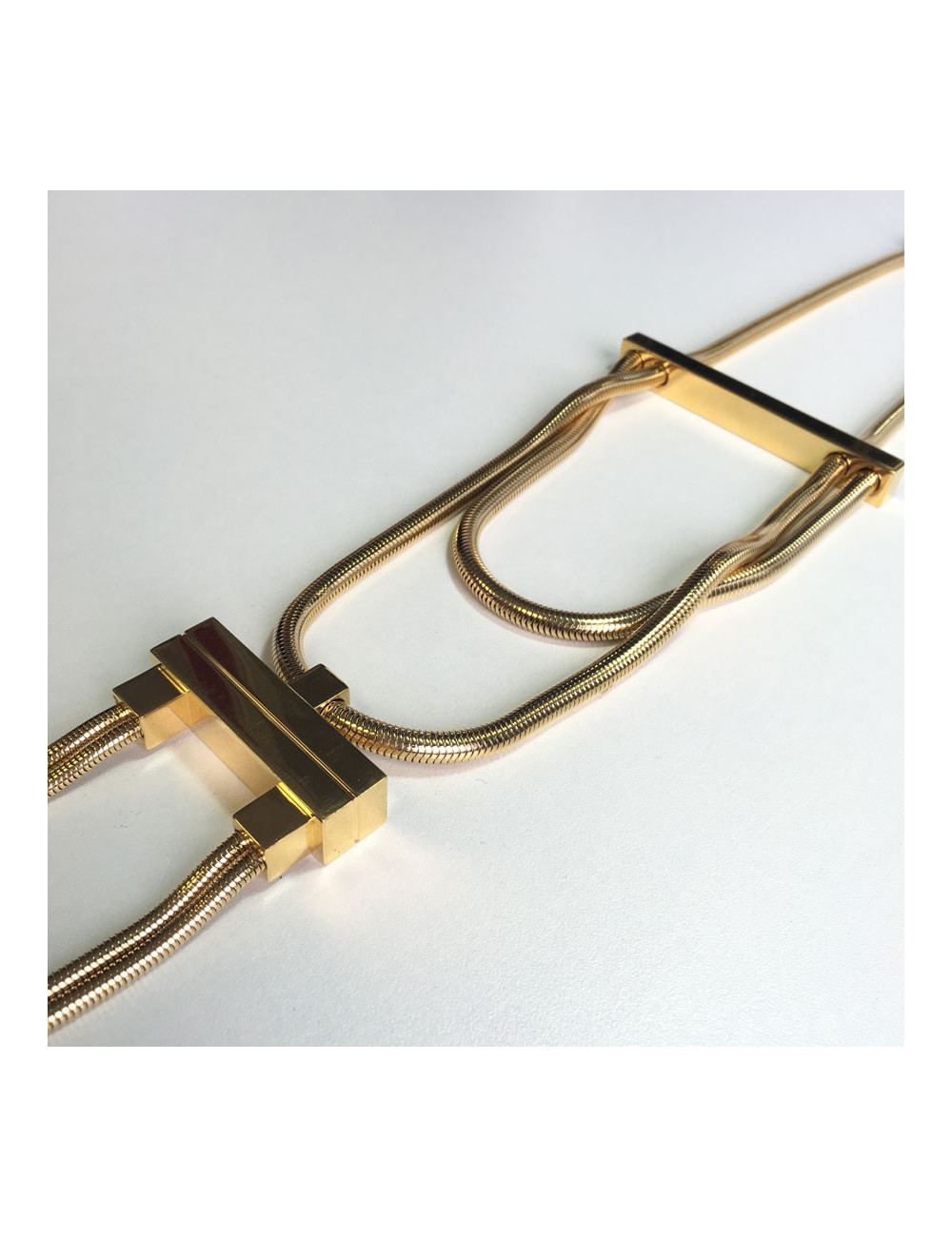 YVES SAINT LAURENT necklace gold metal