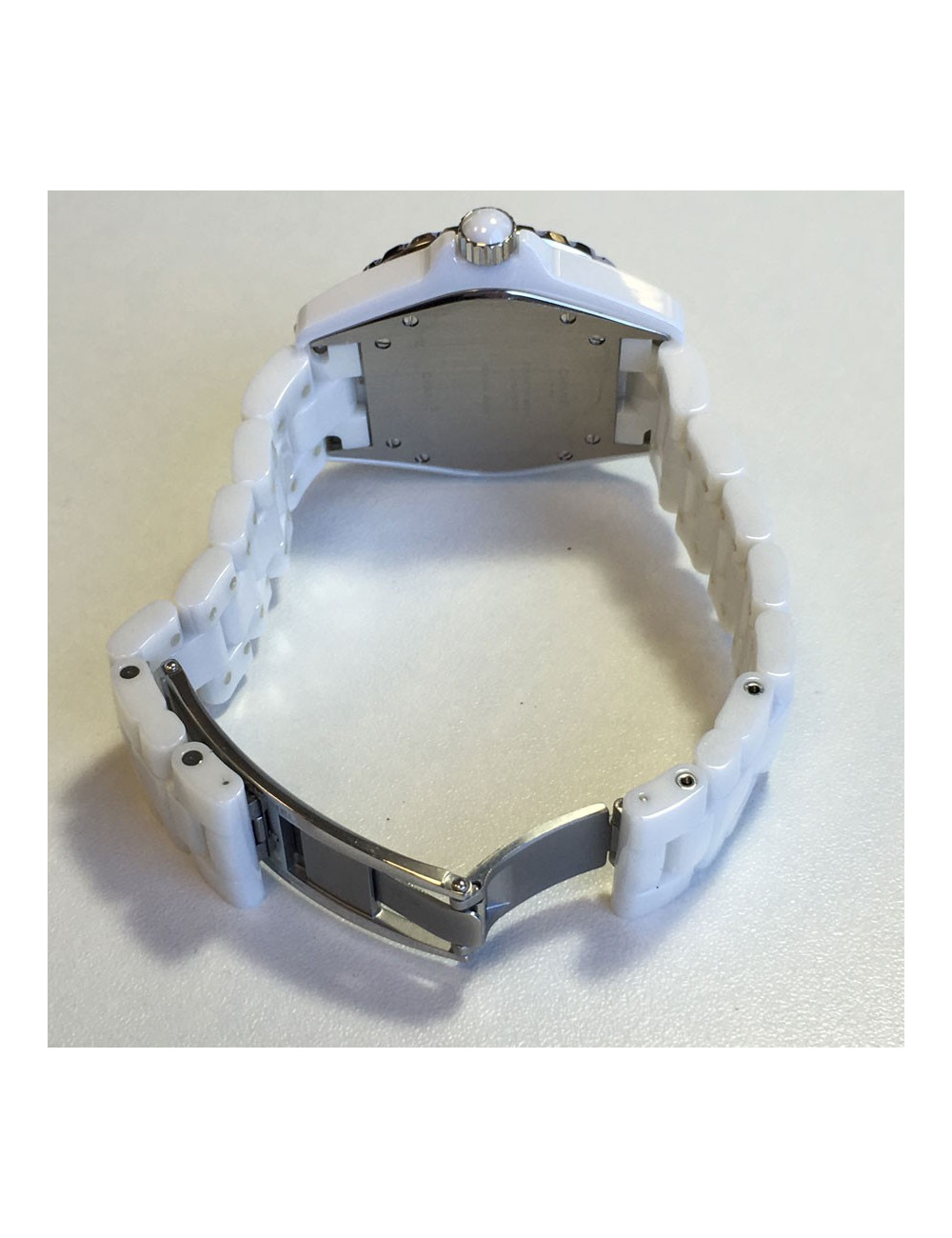 xxx Montre J 12 CHANEL céramique blanche et diamants