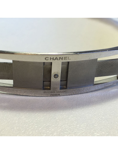 White ceramic CHANEL J12 watch and diamonds