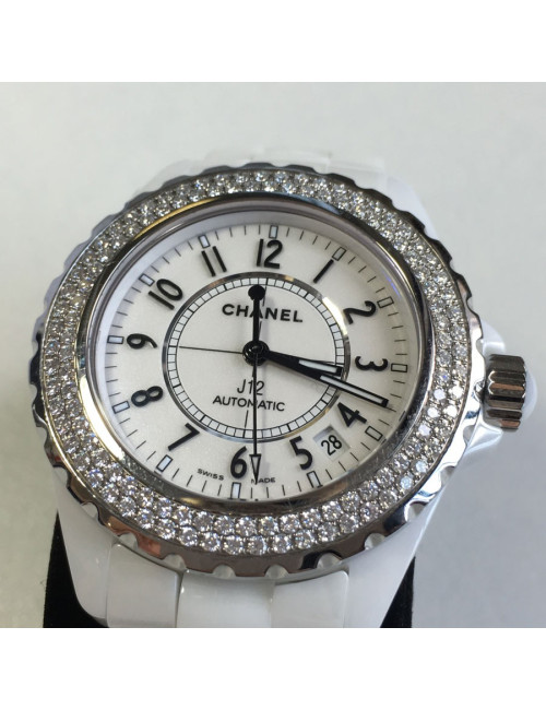 xxx Montre J 12 CHANEL céramique blanche et diamants