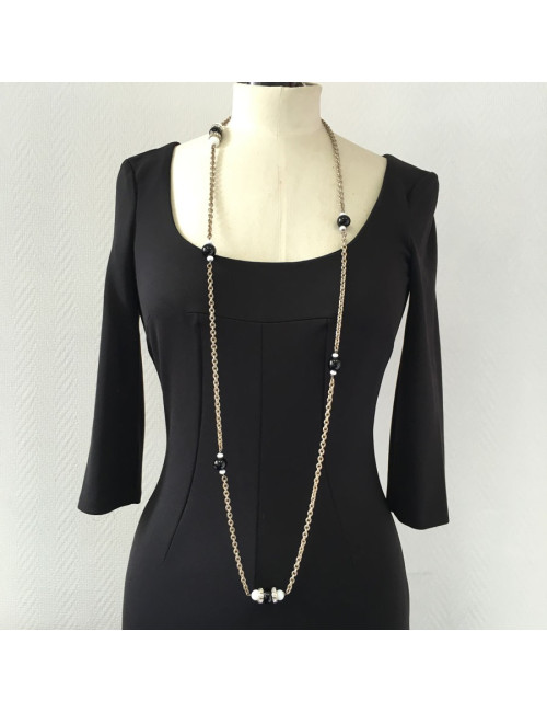 Sautoir MARGUERITE DE VALOIS chaîne argentée, strass, perles noires et blanches