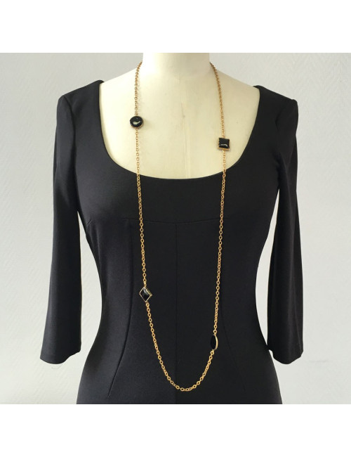 Sautoir MARGUERITE DE VALOIS chaîne dorée et pâte de verre noire