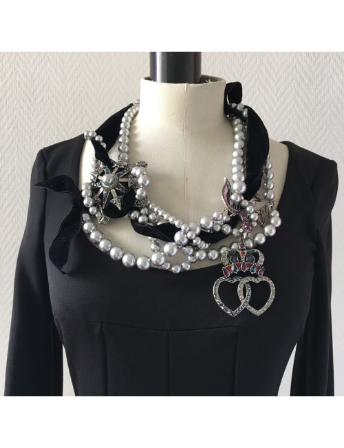 Collier LANVIN ras de cou coeur, étoile et oiseau en perle et métal