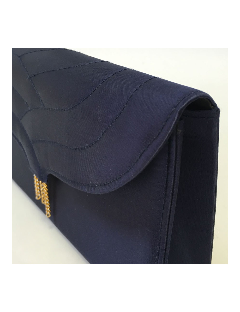 Cover of the evening VAN CLEEF & ARPELS blue satin